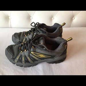 Men’s Avia Shoes Sz 11